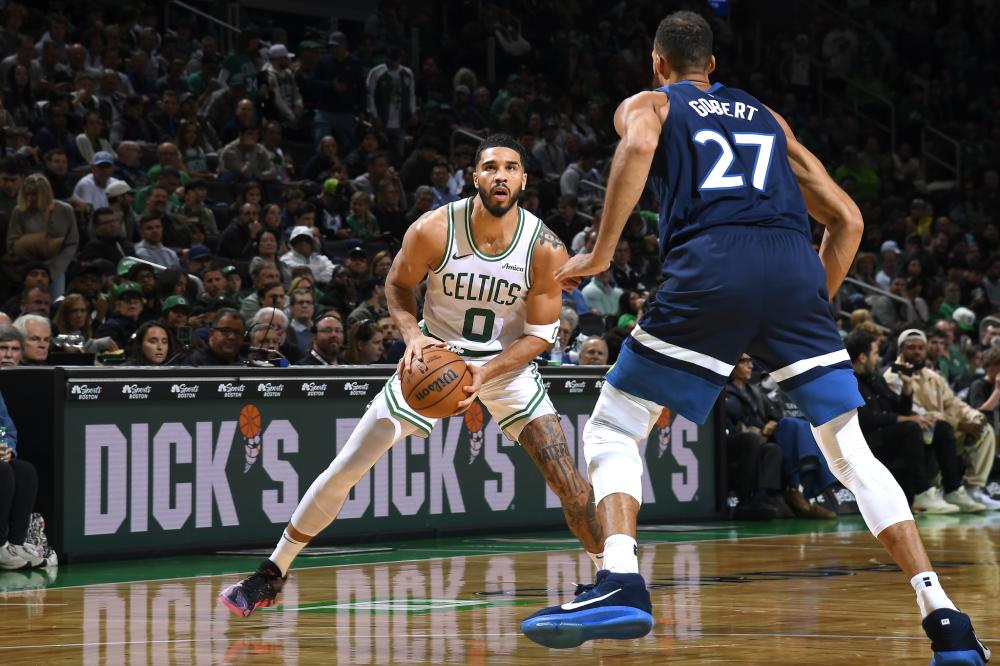 他的球队迈 他的球队迈