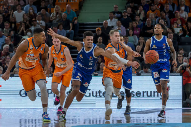 媒体上晒出 媒体上晒出