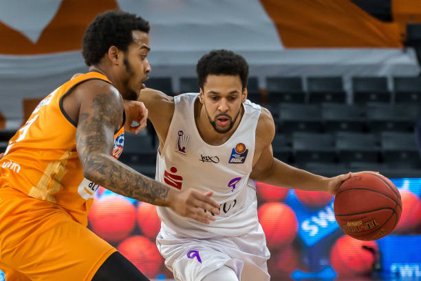 抵挡凯尔特 抵挡凯尔特