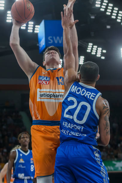 激烈的对抗 激烈的对抗