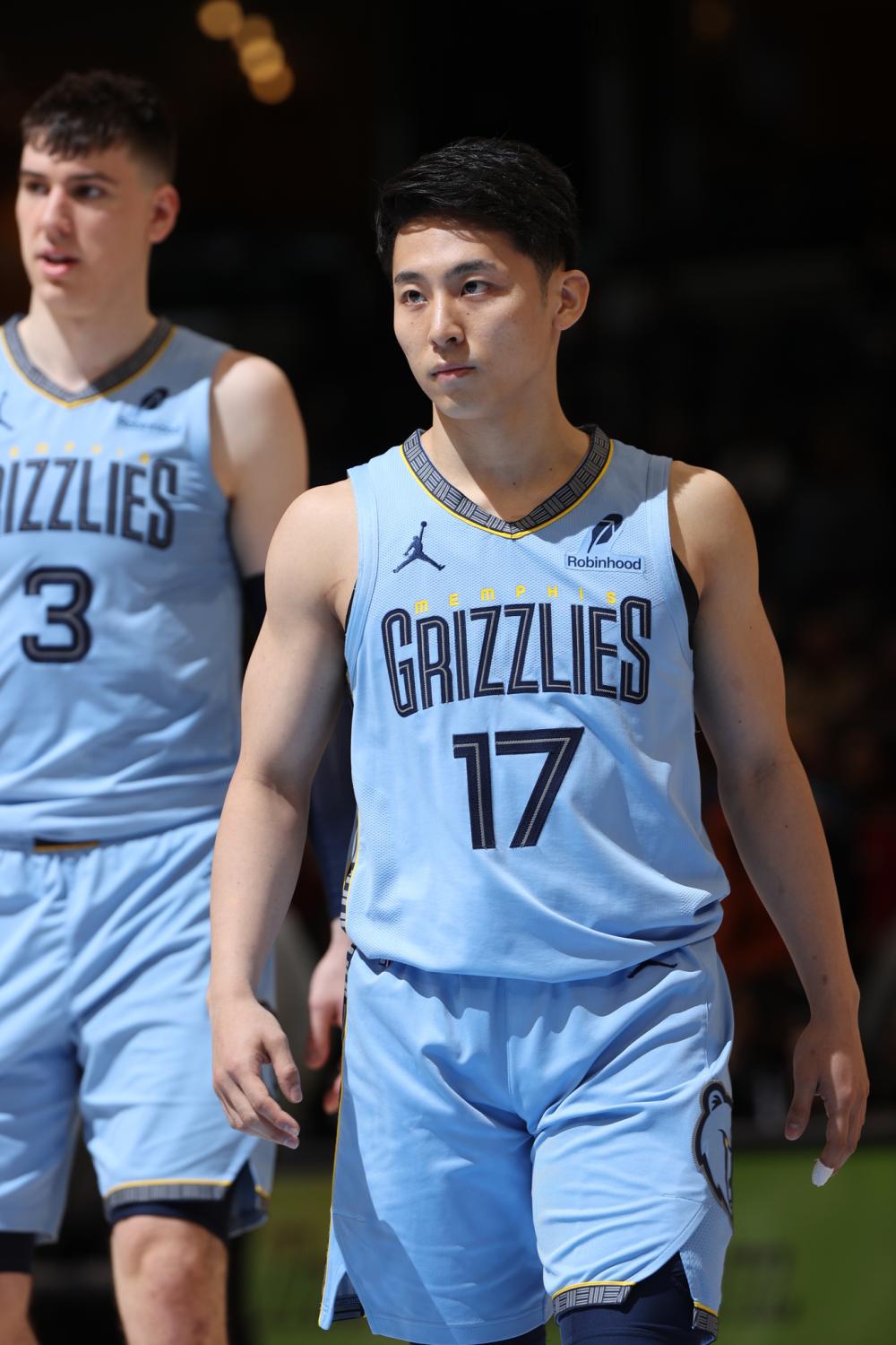 勾起了球迷 勾起了球迷